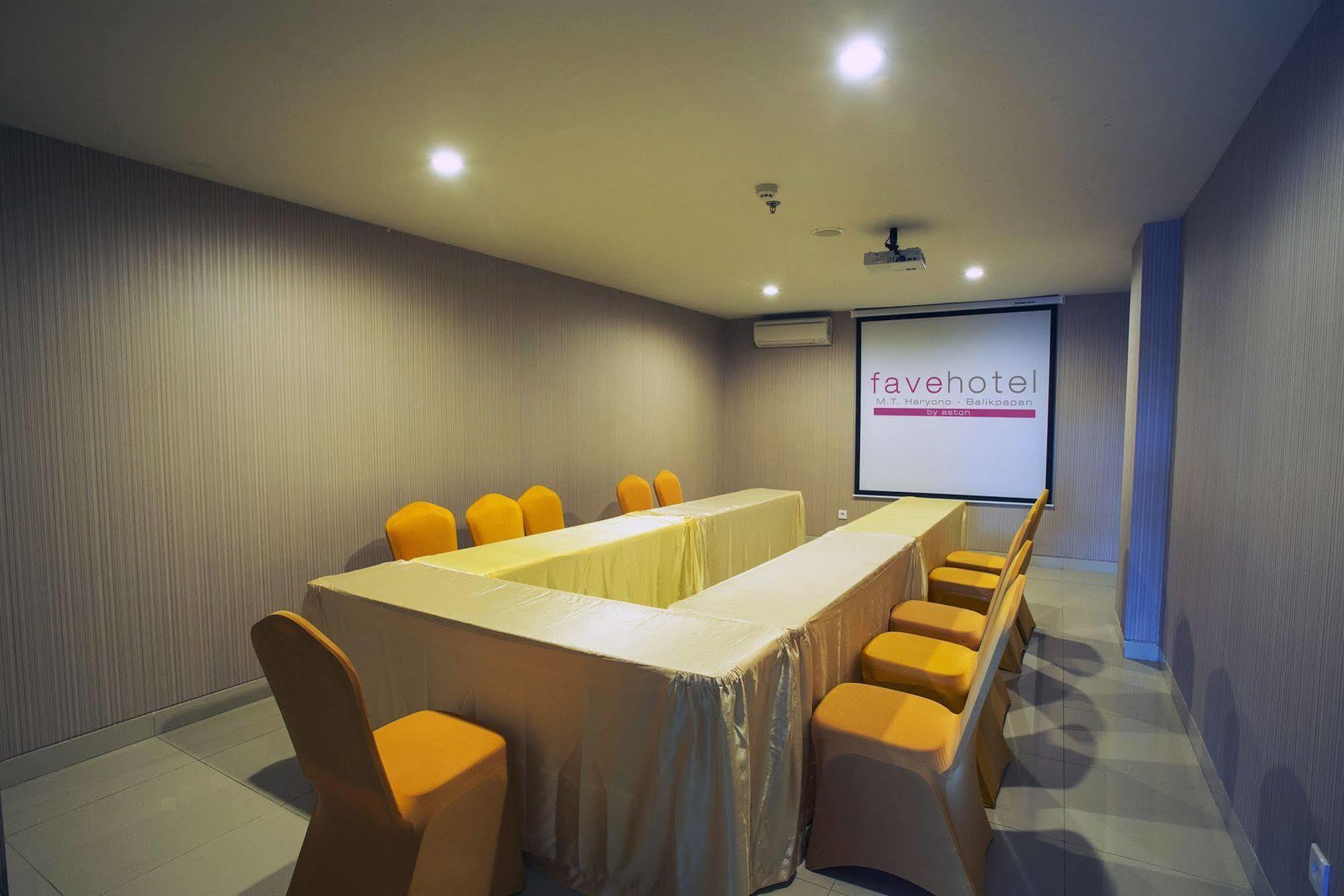 D'Primahotel Balikpapan Exterior photo