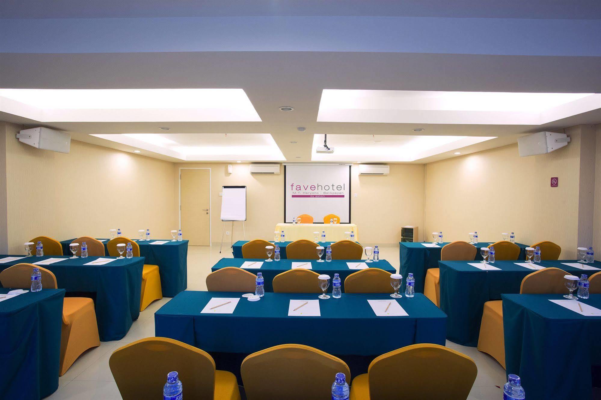 D'Primahotel Balikpapan Exterior photo